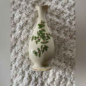 Elegant Cream Vase with Holly Designm by Lenox. Made in USA